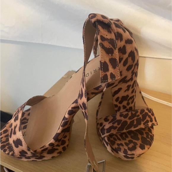 Torrid Heels with tags - Picture 2 of 2